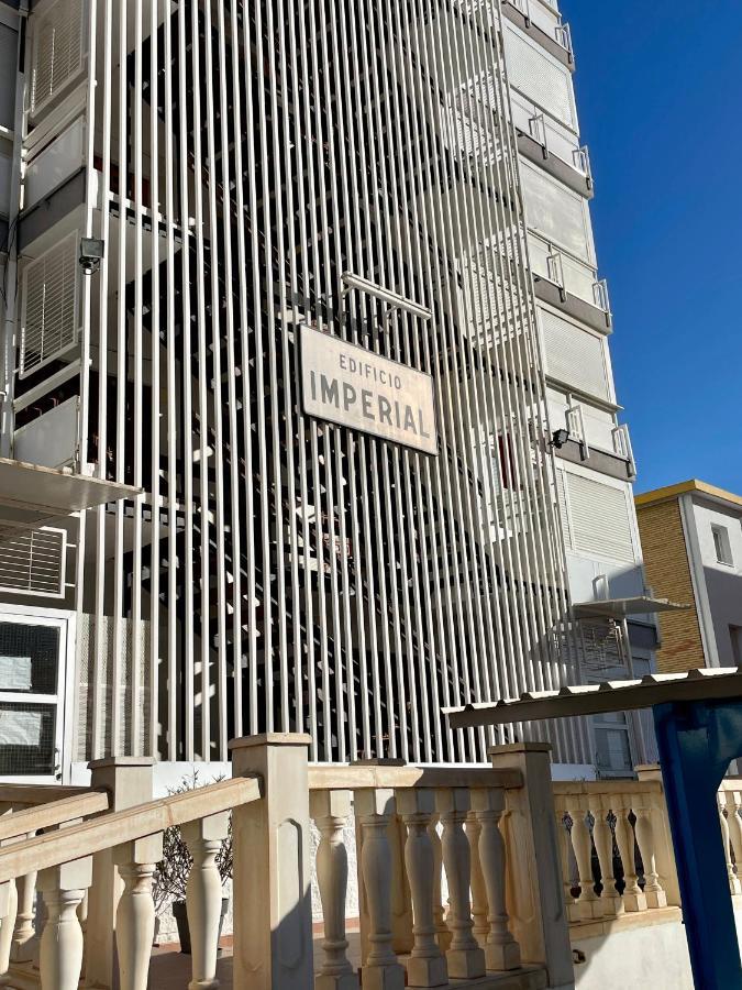 Apartamento Imperial Бенидорм Екстериор снимка